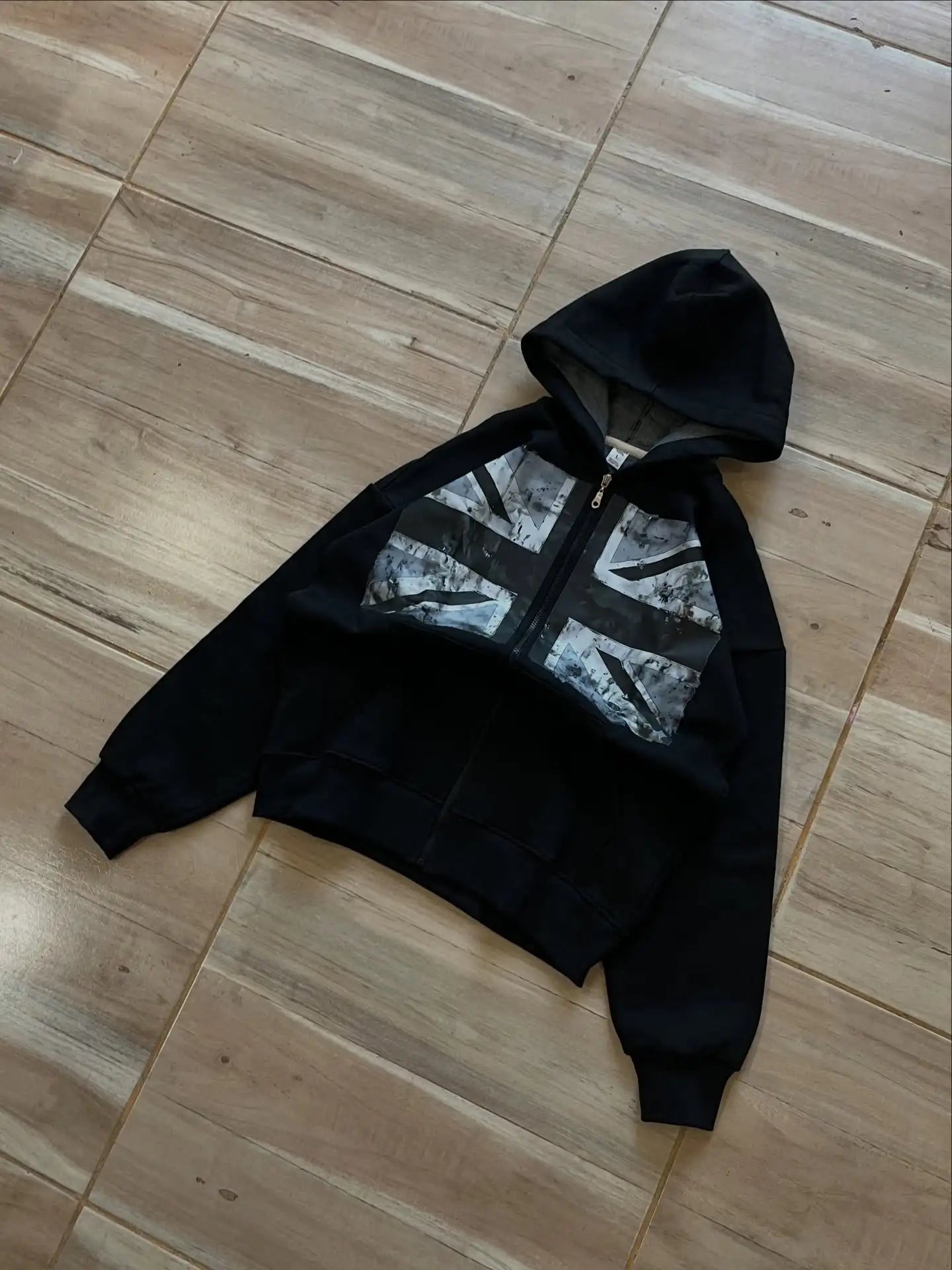 Elitcove Vintage Flag Grunge Zip-Up Hoodie